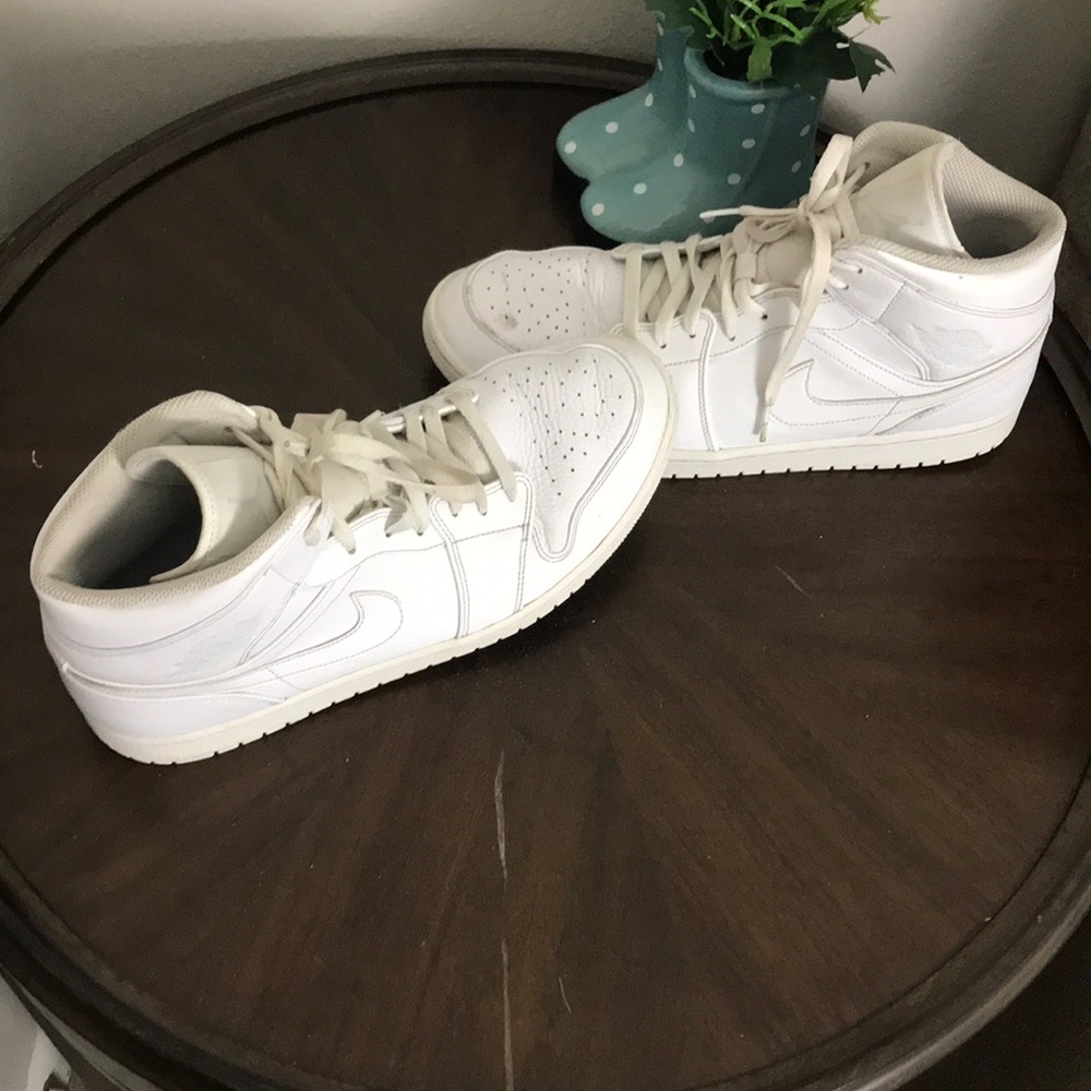 Jordan 1 Mid for men